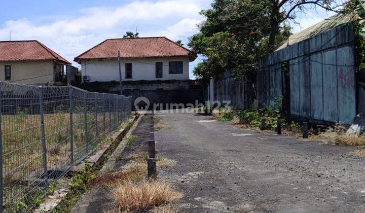 Land for sale at the Labasari Kerobokan Kelod location near Seminyak 2