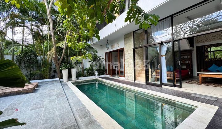 Dijual Villa Lokasi Banjar Semer Kerobokan Kuta Utara