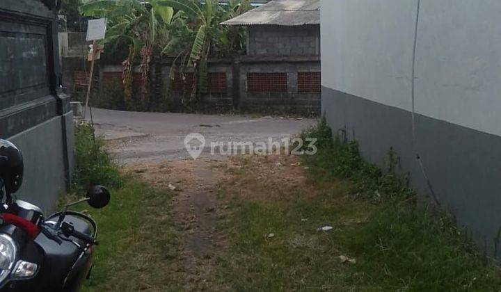 Land for sale in Kesambi Kerobokan, North Kuta 1