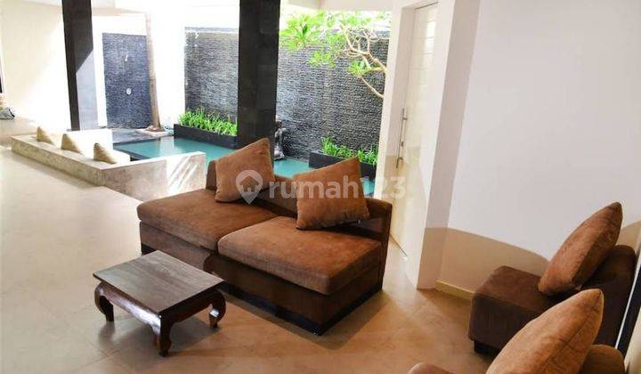 Dijual Villa Dekat Pantai Lokasi Legian Kuta Bali 1