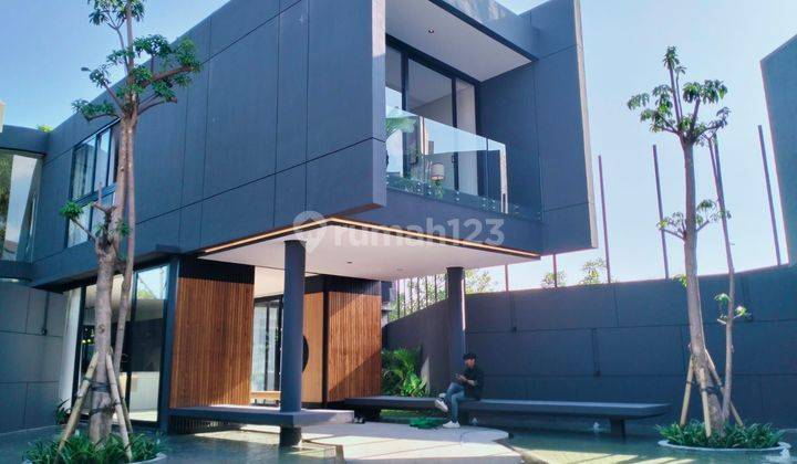 Dijual Luxury Villa Dekat Pantai Lokasi Canggu  1