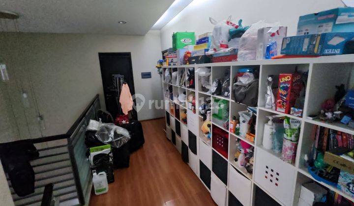 Rumah Dijual Modern Cantik di Singgasana Pradana 1