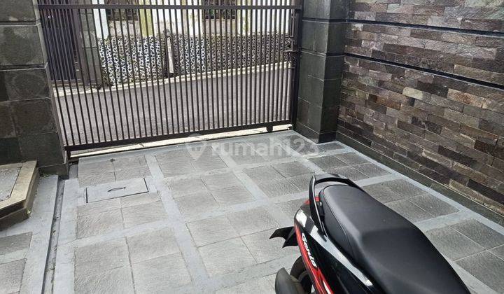 Dijual Rumah Minimalis Modern di Area Cihanjuang 2