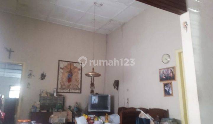 Rumah Modern Lokasi Strategis di Sayap Riau 1