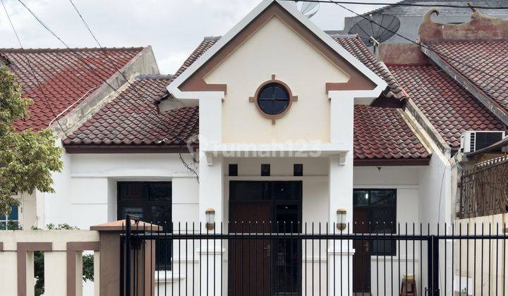 Dijual Cepat! Rumah Duta Garden Cluster Beverly Hills Tangerang Jurumudi Baru 1