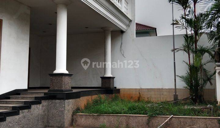 Rumah Mewah Pademangan America Classic 3 Lantai Siap Huni SHM 1