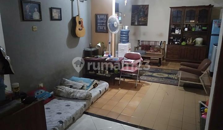 Nice 1-Story House in the Center of Bandung City 2