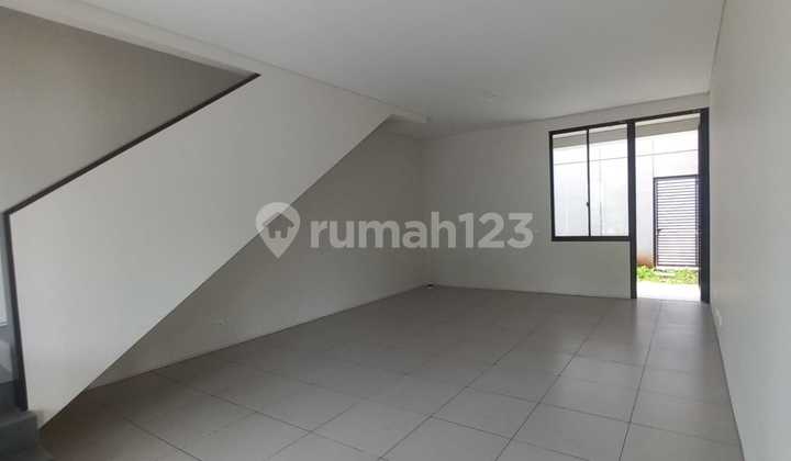 Unfurnished Shop House in Sasakirana, New City of Parahyangan, Bandung 2