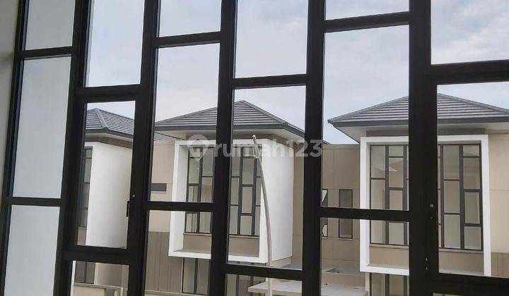 Rumah minimalis keren di Asya, JGC Cakung Jaktim 2 lantai rumah bagus dan baru. Luas aman dalam kompleks cluster mewah 2