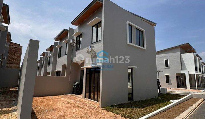 Rumah 2 lantai cluster Green hills Hook Tanah sisa Luas Free 2 AC 2