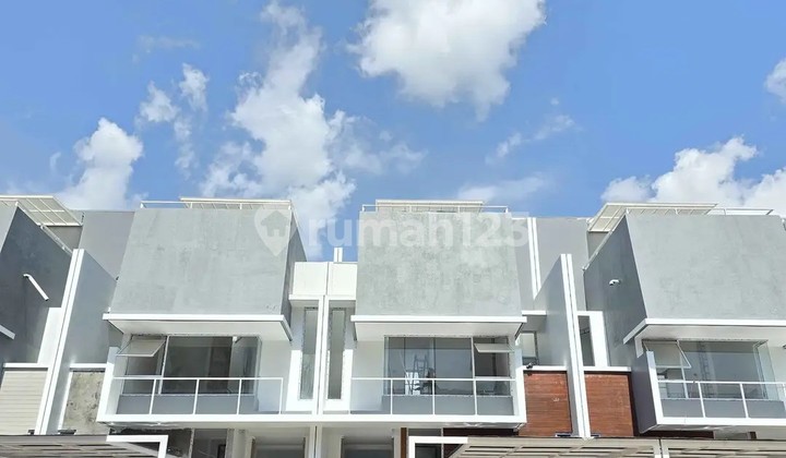 Rumah Mewah 2.5 Lantai Kota Batam Cash Bertahap Sampai 48x 2