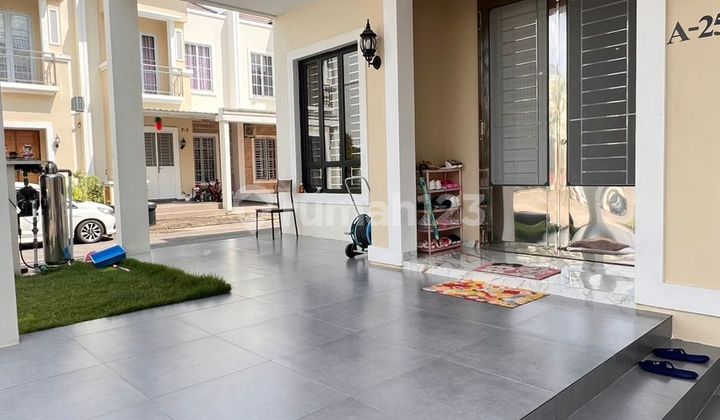 Dijual Rumah Mewah Hook 3 Lantai Pasir Putih Batam Full Renov 2