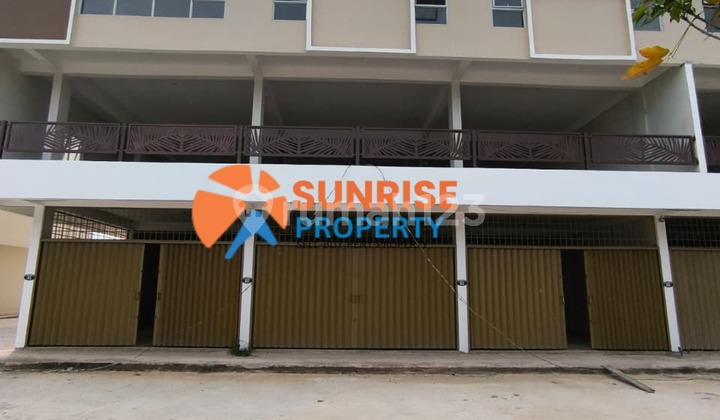 For Rent 3 Units of Attached Salmon Bengkong Laut Shop Houses For Rent 3 Units of Attached Salmon Bengkong Laut Shop Houses