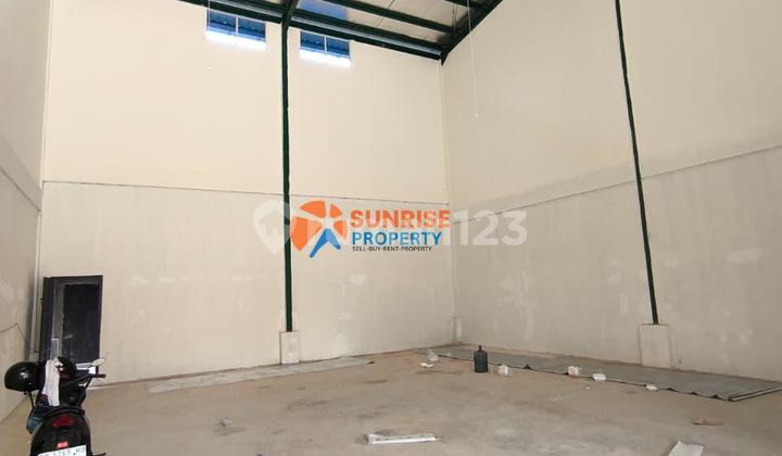 WAREHOUSE FOR SALE IN BENGKONG LAUT