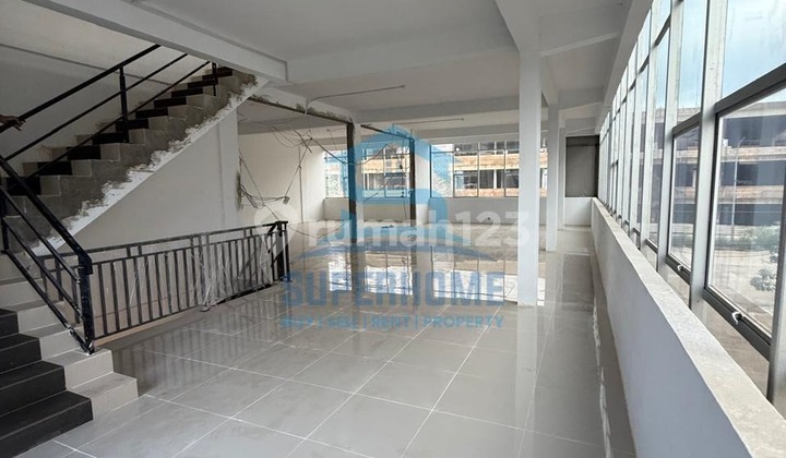 Disewakan 2unit Ruko Salmon Golden Bci Bengkong Disewakan 2unit Ruko Salmon Golden Bci Bengkong