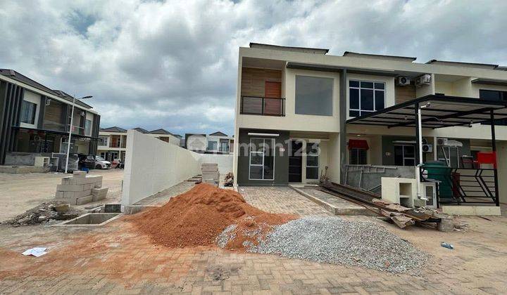 Disewakan Rumah Golden Bci Bengkong 2