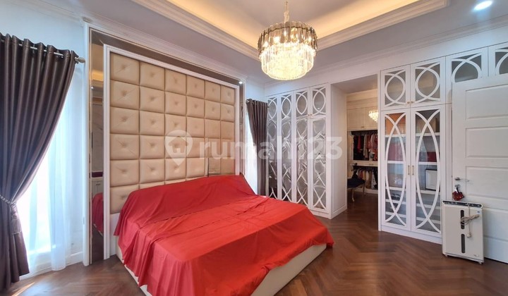 Disewakan Rumah Mewah Cantik Villa Panbil 2 Lantai