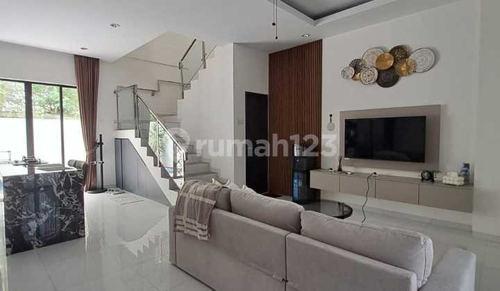 Disewakan Rumah 3 Lantai The Icon Central 2