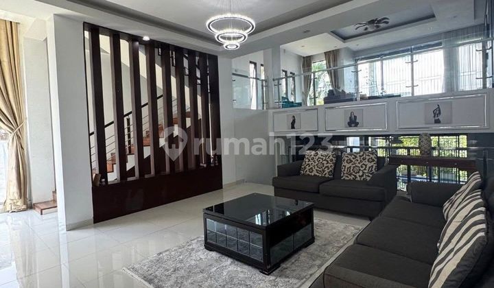 Beautiful 3-Story House for Rent in Disukajadi 2