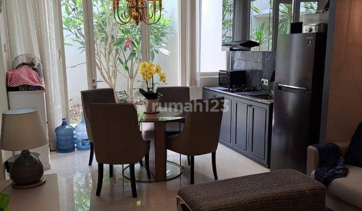 ruang makan rumah murah dan furnished di