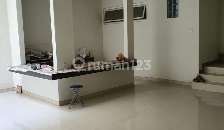Rumah Fresh Terawat Pakuwon Indah Siap Huni 2