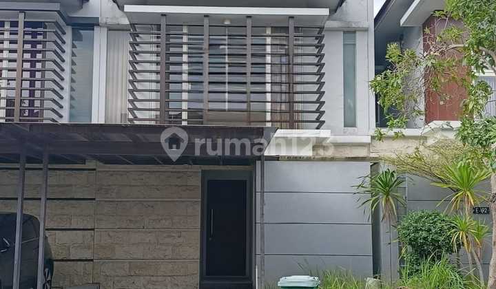 Rumah Modern Minimalis Graha Natura Surabaya Barat