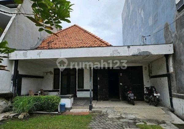Rumah Surabaya Pusat Jalan Trunojoyo Komersial Area 1