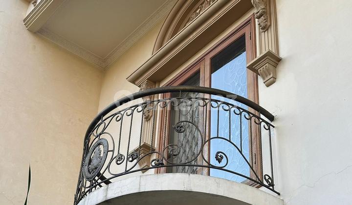 Luxury Furnished House Margorejo Indah Surabaya 2