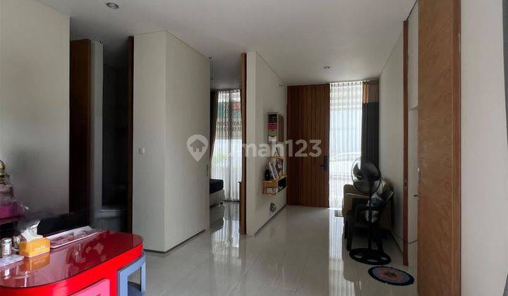 Rumah Minimalis Semi Furnished di Graha Natura, Sambikerep 2