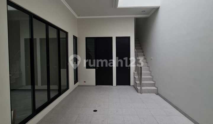 New Darmo Permai House for Rent Ready to Occupy West Surabaya New Darmo Permai House for Rent Ready to Occupy West Surabaya
