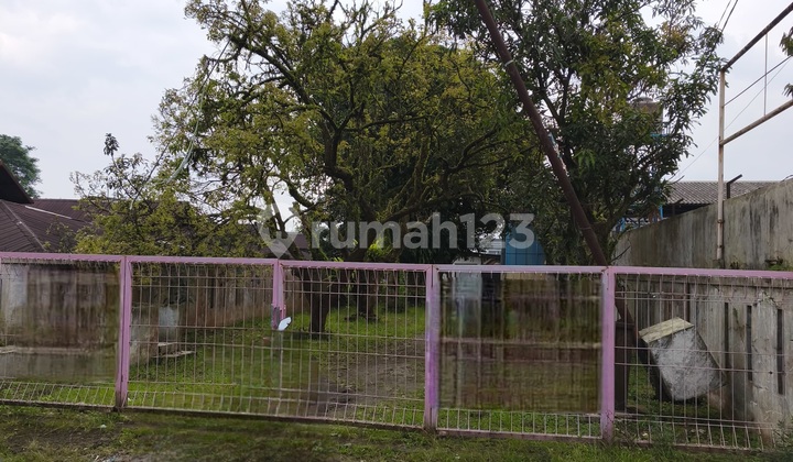 Cheap Land and Building Former Futsal Court in Bogor City