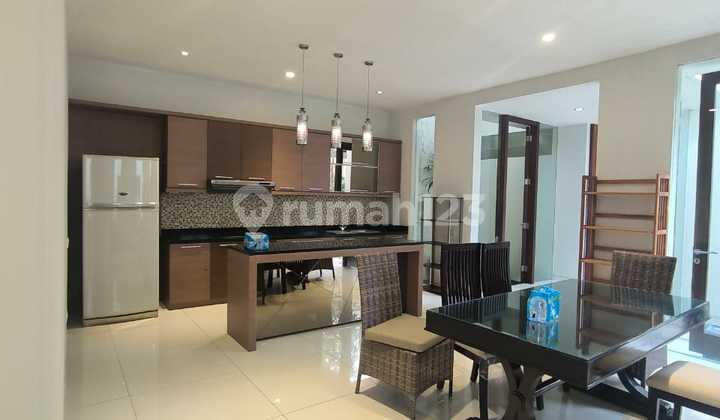 Fully Furnished House Ready to Occupancy Palm Hill Citraland West Surabaya 2