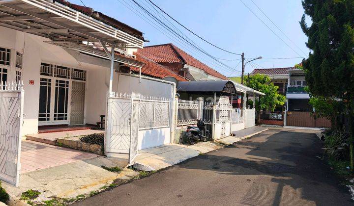 Disewakan Rumah Asri Siap Huni Bukit Cimanggu City 2 Kamar  2