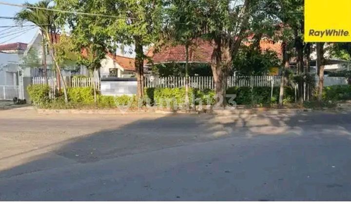 Langka Rumah Pusat Kota Surabaya Jalan Wr Supratman