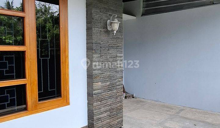 RUMAH 2 LANTAI SIAP HUNI 4 KAMAR DI TENGAH KOTA WATES 2