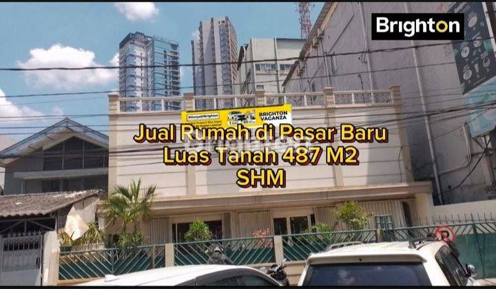 RUMAH EXCLUSIVE  PASAR BARU 1