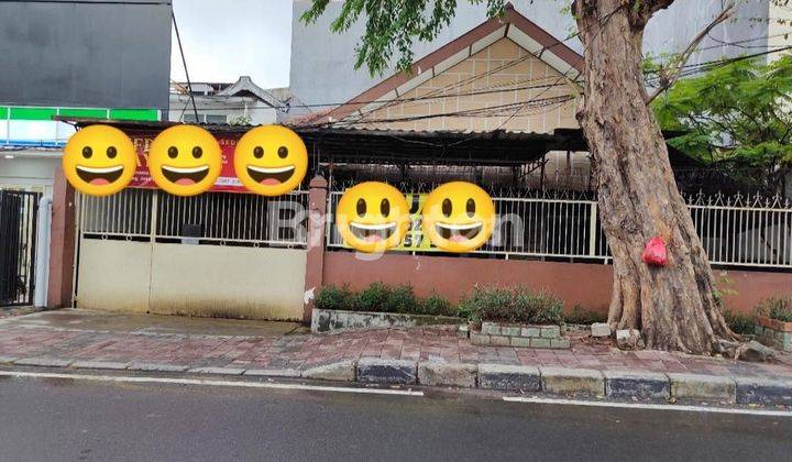 RUMAH TUA BUAT USAHA KULINER LOKASINYA SANGAT STRATEGIS TOMANG  JAKARTA BARAT 1