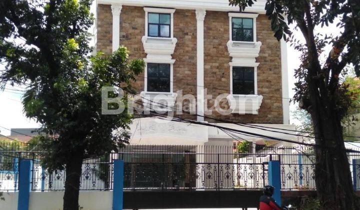 GEDUNG LIMA LANTAI EXCLUSIVE LOKASI STRATEGIS DAAN MOGOT JAKARTA BARAT 1