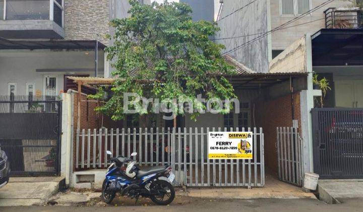 RUMAH TINGGAL SATU SETENGAH LANTAI SIAP HUNI NYAMAN DAN AMAN KELAPA GADING JAKARTA UTARA 1