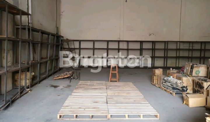 Gudang Dua Lantai Siap Pakai dan Terawat Akses Mudah Kemana Mana Aman dan Lokasinya Strategis Tangerang Banten Gudang Dua Lantai Siap Pakai dan Terawat Akses Mudah Kemana Mana Aman dan Lokasinya Strategis Tangerang Banten