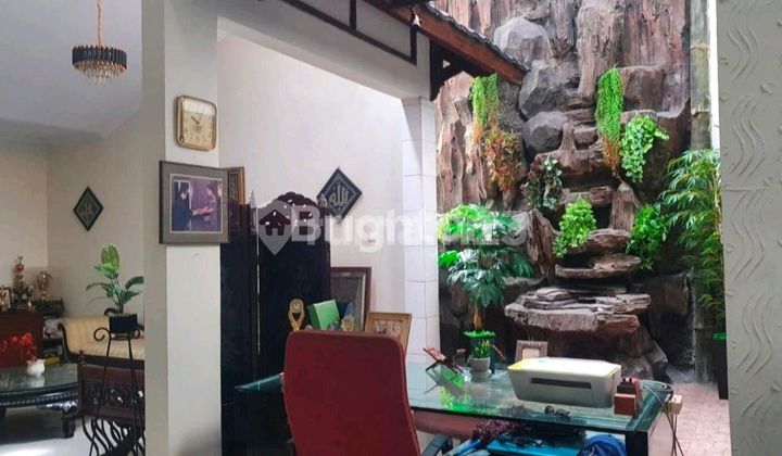 Rumah Tinggal Dua Lantai Akses Mudah Kemana Mana Lokasinya Sangat Strategis Cempaka Putih Jakarta Pusat