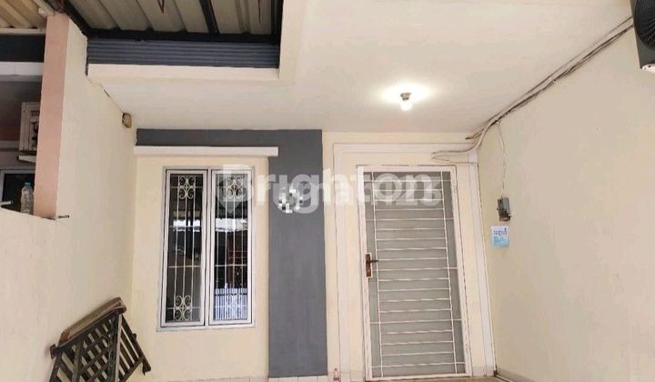 Two-Story Residence, Flood-Free, Safe and Comfortable, Easy Access Everywhere, Highly Strategic Location. Cengkareng, West Jakarta.