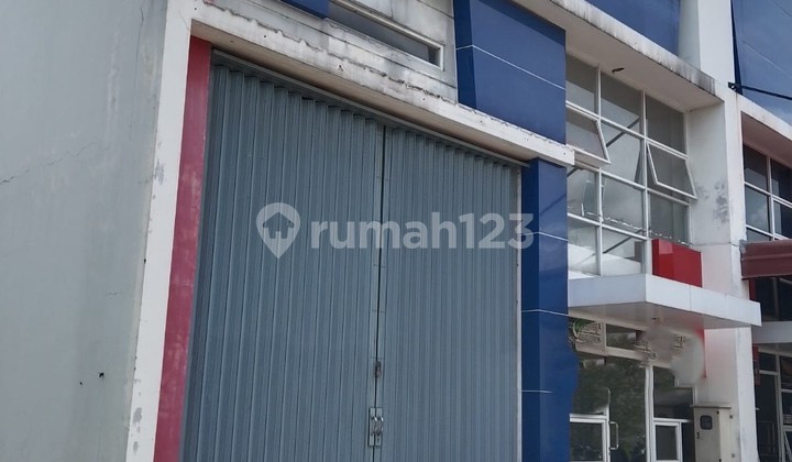 For sale Bizpark Corner Type warehouse, with remaining land next to the corner.