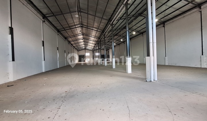 For rent, new warehouse, near Soetta airport, ready to use,