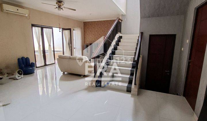 Dijual rumah mewah 2 lantai di Kota Wisata Cibubur 2