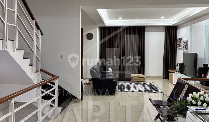 3-Story Ready-to-Occupy Townhouse in Istana Pasteur Regency Complex 2