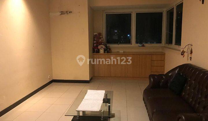 APARTMENT HAYAM WURUK SUDAH RENOVASI SEMI FURNISHED  2