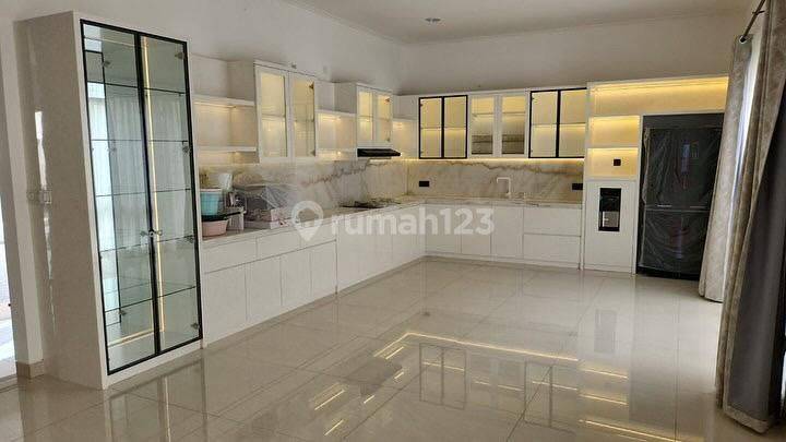 Rumah 3 Lantai Bagus Golf Island PIK Cluster Terbaik 1