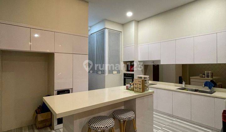 Rumah Pluit 4 Lantai Minimalis Lokasi Strategis 1