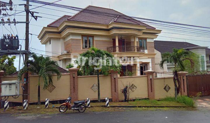 RUMAH SIAP HUNI 2 LANTAI  FULL FURNISHED BUKIT SARI SEMARANG 1